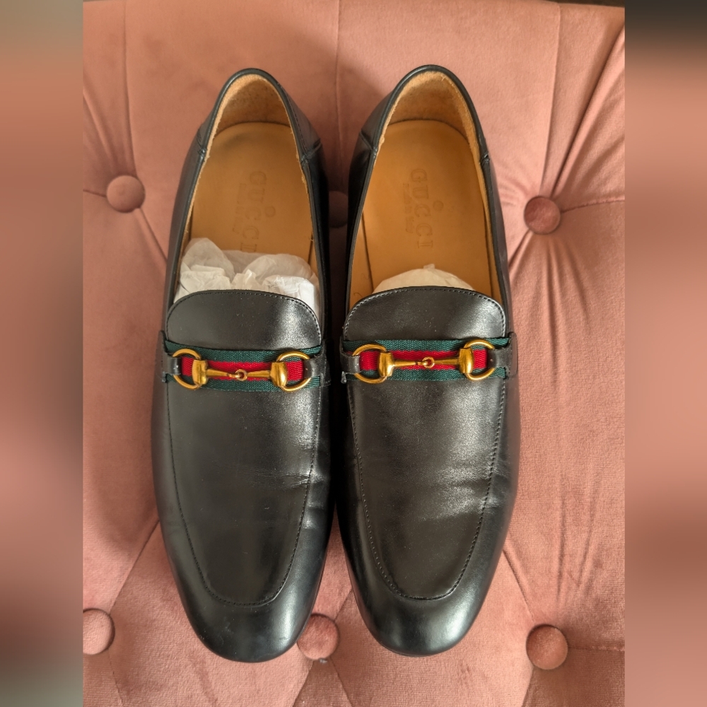 Gucci Black Leather Loafers with Red-Green Web and Gold Horsebit